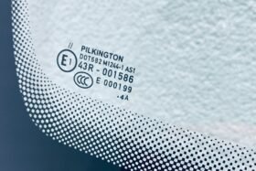 Предно стъкло за VW TOURAN 2015- АКУСТИКА+КАМЕРА+СЕНЗОР-3 на ниска цена