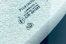 Стъкло НОВО FORD C-MAX II 2012- АКУ+КАМ+СЕНЗ+ОГРЯВАНЕ-3 на ниска цена