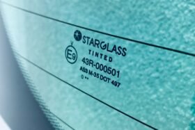 Задно стъкло FORD FOCUS MK2 3D/5D HBK 2004-2007-3 на ниска цена