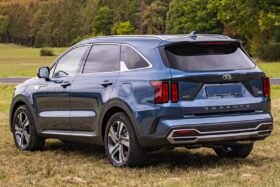 ЗАДНО СТЪКЛО KIA SORENTO 2021 - ТЪМНО-2 на ниска цена