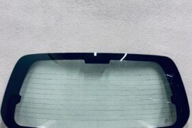 Задно стъкло НОВА KIA CARNIVAL I 1999-2006 VAN на ниска цена