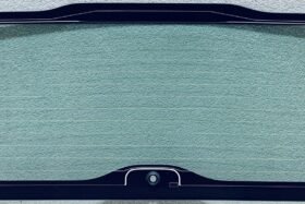 Задно стъкло VOLVO V70 XC70 2001-2007 OE РАЗПРОДАЖБА-3 на ниска цена