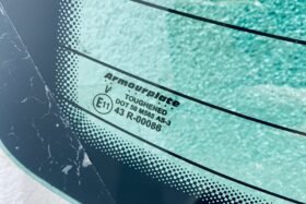 Задно стъкло VW TRANSPORTER T5 2003-2015 ТЪМНОЗЕЛЕНО + ОТВОР ЗА ЧИСТАЧКИ-2 на ниска цена