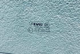 Задно стъкло за разделителна стена RENAULT MASTER 1997-/ IVECO DAILY 1997--2 на ниска цена