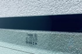 ЗАДНО СТЪКЛО ЗА RENAULT TRAFIC 2001- ЛЯВО-3 на ниска цена